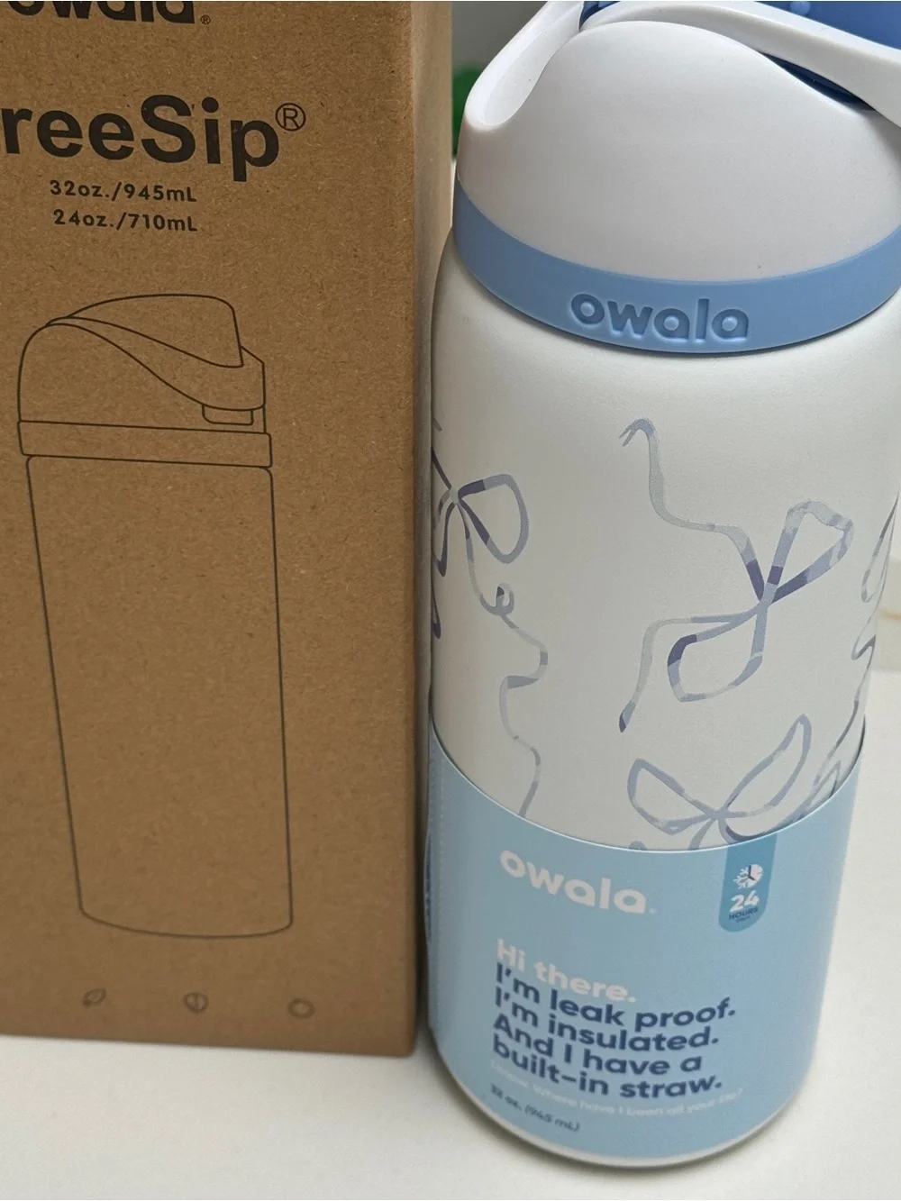 NWT Owala Tied & True Blue Bows 32oz FreeSip UO Exclusive Bowala